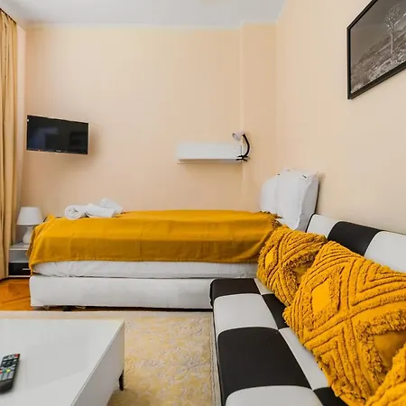 Centrally Located 2bd Flat * Szófia